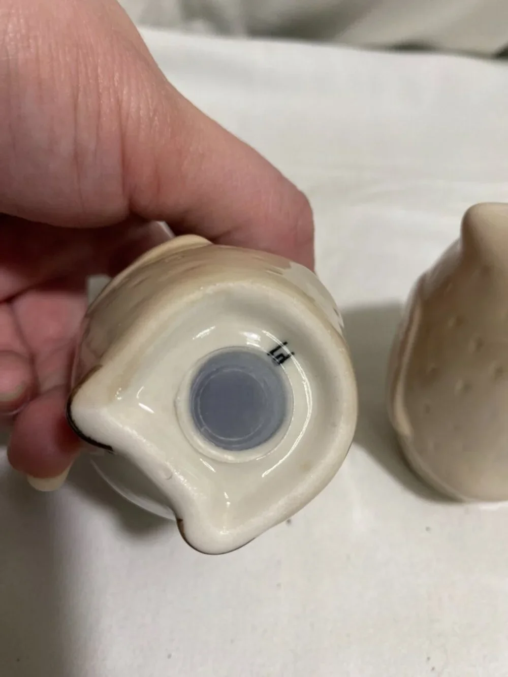 Pier 1 Imports Ceramic Owl Salt & Pepper Shakers Set Beige Brown Woodland Decor